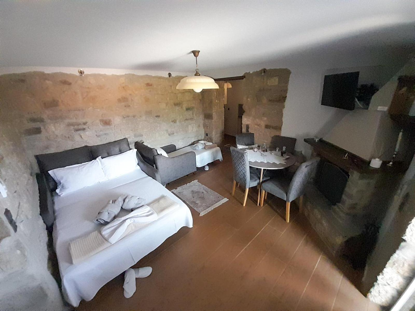 Elen's Suites *
