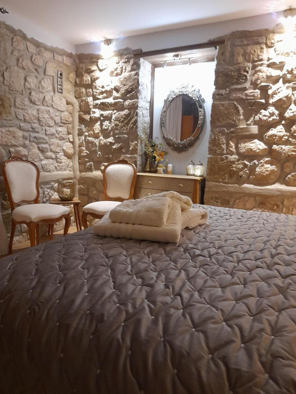 Elen's Suites *